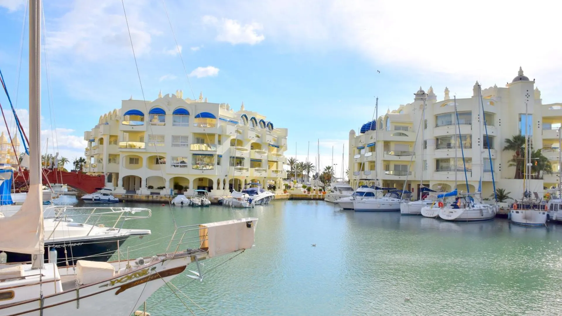 Nordic 1 Bedroom Apartment On Island Complex In Marina Harbour Benalmadena 0*,  Spain